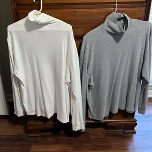 Old Navy Men’s Turtlenecks XL